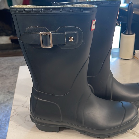 Used hunter rain boots - Picture 5 of 13